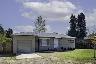 2007 Griffin Creek Rd, Medford, OR 97501 - Photo 1