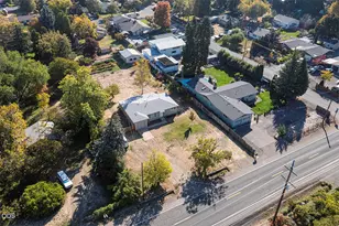 2007 Griffin Creek Rd, Medford, OR 97501 - Photo 19