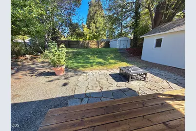 1301 SE South Park Drive, Grants Pass, OR 97527 - Photo 23