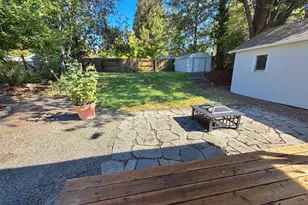 1301 SE S Park Dr, Grants Pass, OR 97527 - Photo 23