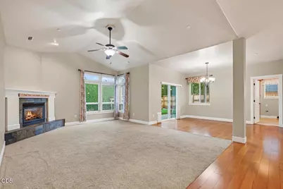 2883 Strasburg Street, Medford, OR 97504 - Photo 5