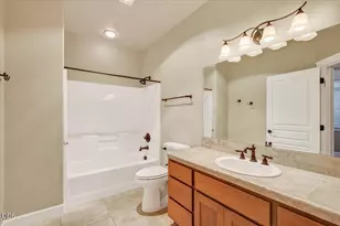 2883 Strasburg St, Medford, OR 97504 - Photo 15