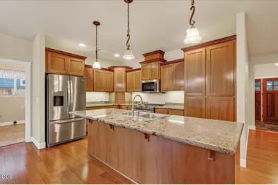 2883 Strasburg Street, Medford, OR 97504 - Photo 9