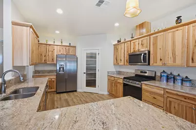 2311 SE Coriander Way, Grants Pass, OR 97527 - Photo 3