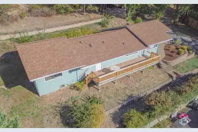 1111 NE Beacon Drive, Grants Pass, OR 97526 - Photo 35