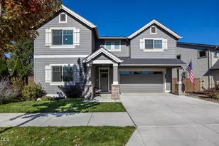 4395 SW 36th St, Redmond, OR 97756 - Photo 1