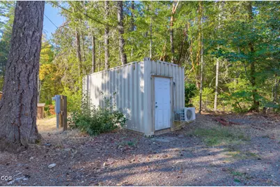 9439 Holland Loop Road, Cave Junction, OR 97523 - Photo 33