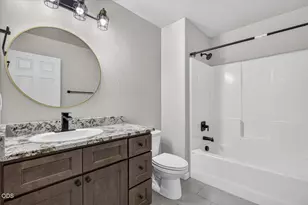 7858 Phaedra Ln, White City, OR 97503 - Photo 19