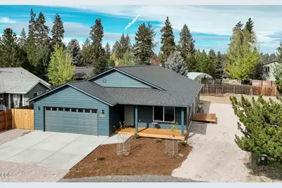 1130 E Canter Court, Sisters, OR 97759 - Photo 1