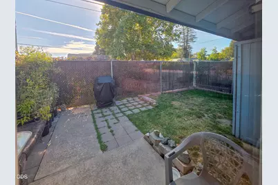 522 SE L Street, Grants Pass, OR 97526 - Photo 11