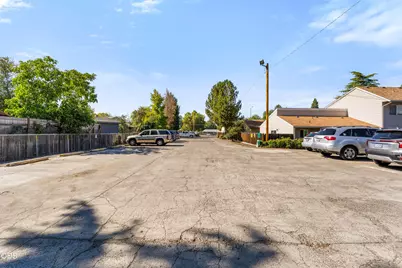 1800 Crater Lake Avenue #36, Medford, OR 97504 - Photo 9