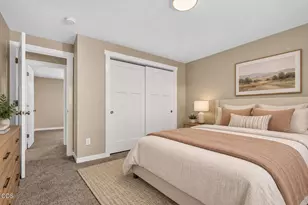 207 Oak St, Phoenix, OR 97535 - Photo 25