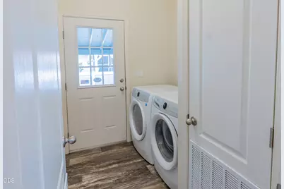 333 Mountain View Drive #UNIT 150, Talent, OR 97540 - Photo 21