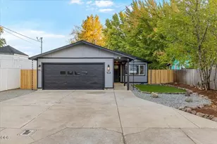 1425 Lawnridge St, Medford, OR 97504 - Photo 21