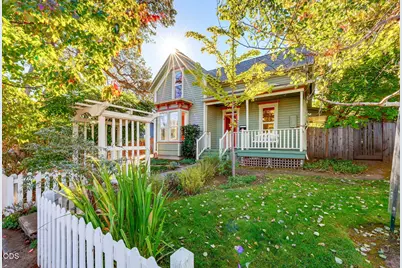 726 Iowa Street, Ashland, OR 97520 - Photo 3
