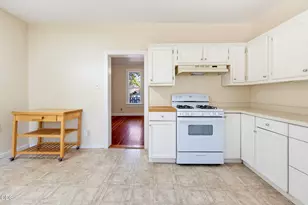 726 Iowa St, Ashland, OR 97520 - Photo 29