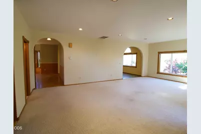 806 S Mountain Avenue, Ashland, OR 97520 - Photo 5