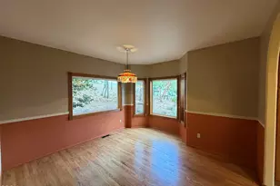 806 S Mountain Ave, Ashland, OR 97520 - Photo 9