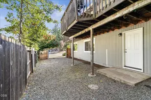 449 S Wexford Cir, Medford, OR 97504 - Photo 37