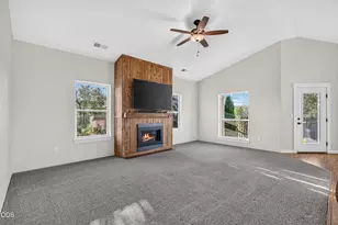 103 Greenview Dr, Eagle Point, OR 97524 - Photo 19