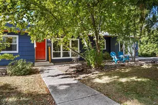 408 Ardmore Ave, Medford, OR 97504 - Photo 1