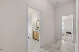 2302 Lara Ln, Central Point, OR 97502 - Photo 13