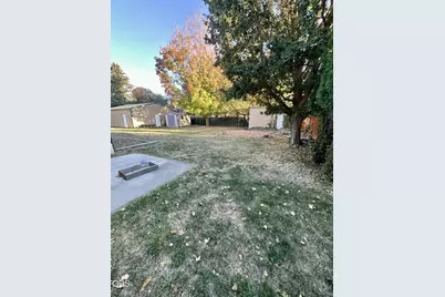 3626 Madison Street, Klamath Falls, OR 97603 - Photo 13