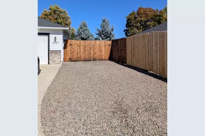 1065 Shayla Lane, Central Point, OR 97502 - Photo 23