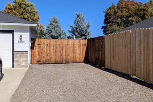 1065 Shayla Ln, Central Point, OR 97502 - Photo 23
