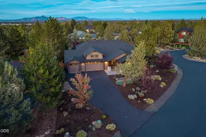 8293 Vireo Court, Redmond, OR 97756 - Photo 9