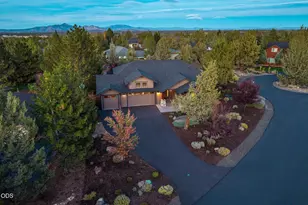 8293 Vireo Ct, Redmond, OR 97756 - Photo 9