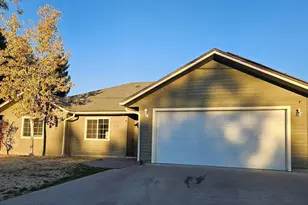 3023 Cortez St, Klamath Falls, OR 97601 - Photo 1