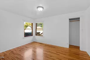 235 E Hersey St, Ashland, OR 97520 - Photo 17