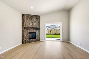 3220 Garner Wy, Medford, OR 97504 - Photo 9