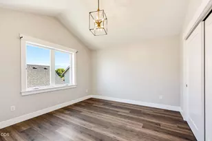 305 Davidson Way, Talent, OR 97540 - Photo 31