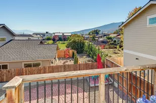 305 Davidson Way, Talent, OR 97540 - Photo 37