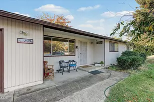 299 Loto St, Eagle Point, OR 97524 - Photo 25