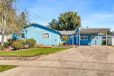 1581 Miracle Lane, Medford, OR 97504 - Photo 5
