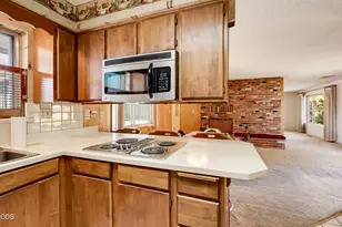 1581 Miracle Ln, Medford, OR 97504 - Photo 19