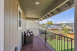 213 Samuel Lane Loop Rd, Phoenix, OR 97535 - Photo 41
