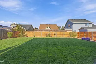 213 Samuel Lane Loop Rd, Phoenix, OR 97535 - Photo 43
