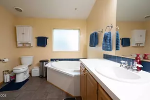 4902 Upper River Rd, Grants Pass, OR 97526 - Photo 33
