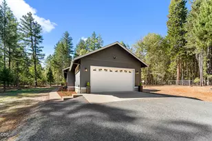420 Sallsten Rd, Grants Pass, OR 97527 - Photo 5