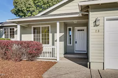 23 Devonwood Court, Eagle Point, OR 97524 - Photo 3