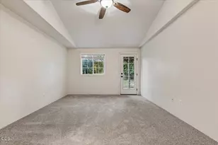 2812 Table Rock Rd, Medford, OR 97501 - Photo 25
