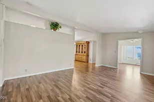 2325 NW Highland Ave, Grants Pass, OR 97526 - Photo 15