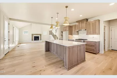469 Autumn Hills Drive, Medford, OR 97504 - Photo 13