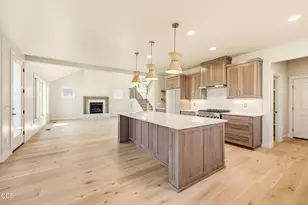 469 Autumn Hls Dr, Medford, OR 97504 - Photo 13