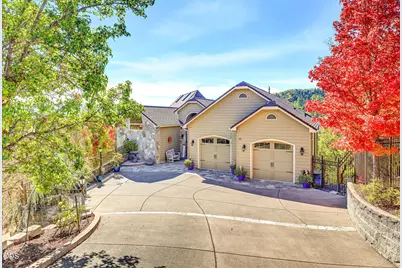 1076 NW Starlite Place, Grants Pass, OR 97526 - Photo 1