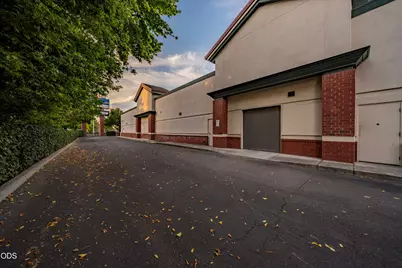 1249 Plaza Boulevard #A/B, Central Point, OR 97502 - Photo 45